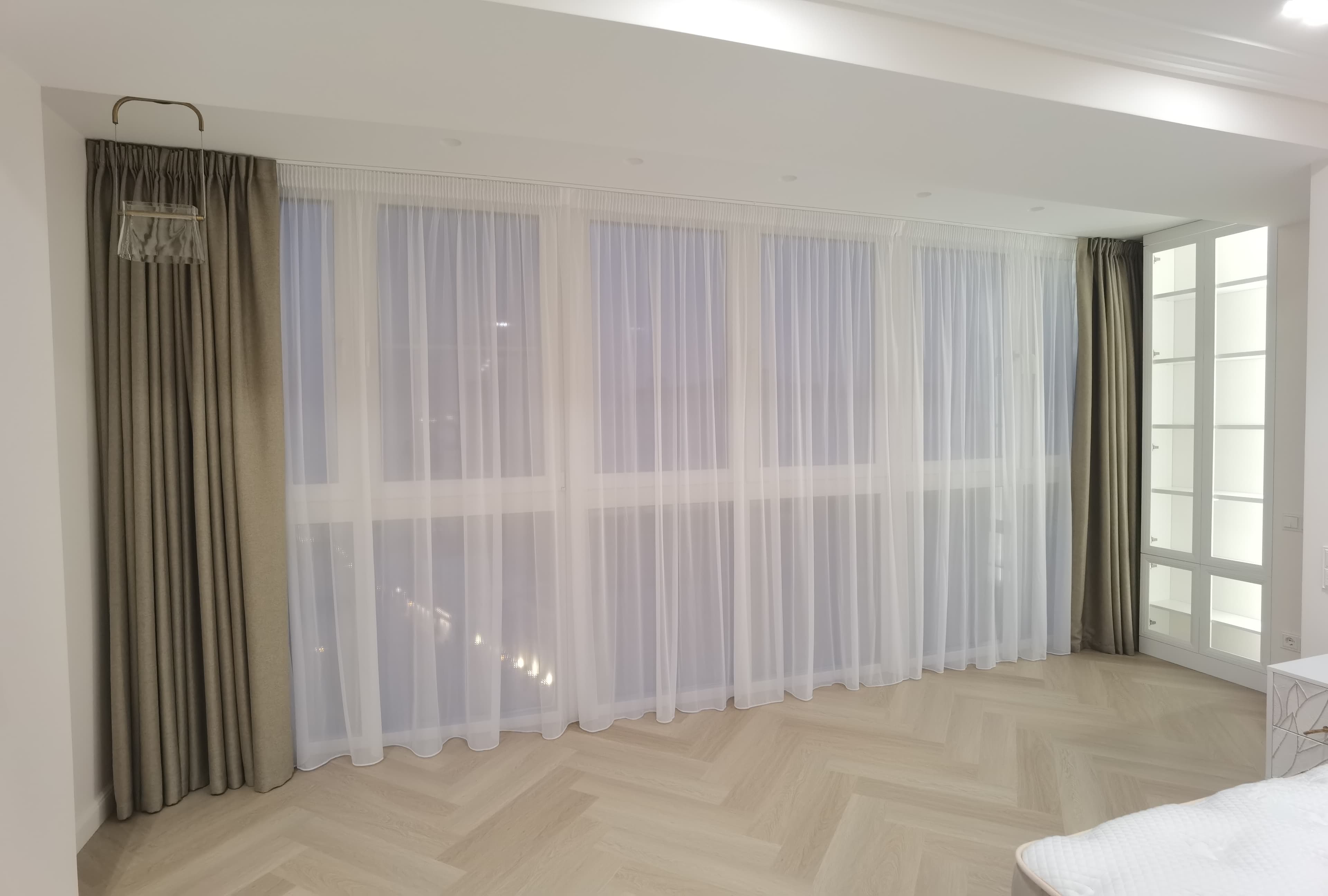 Шторы с вышивкой