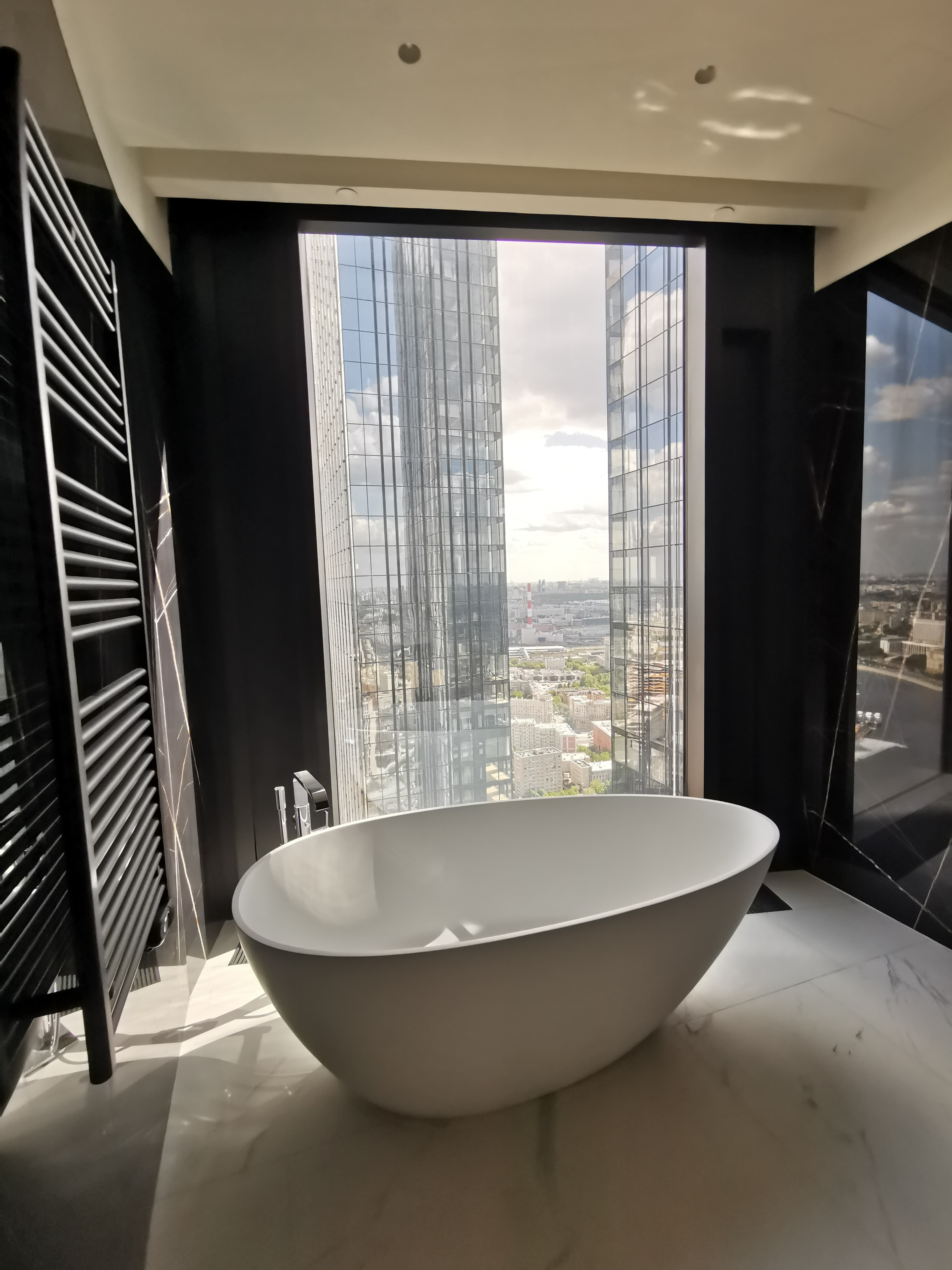 Зачем думать о шторах, когда делаешь ремонт?